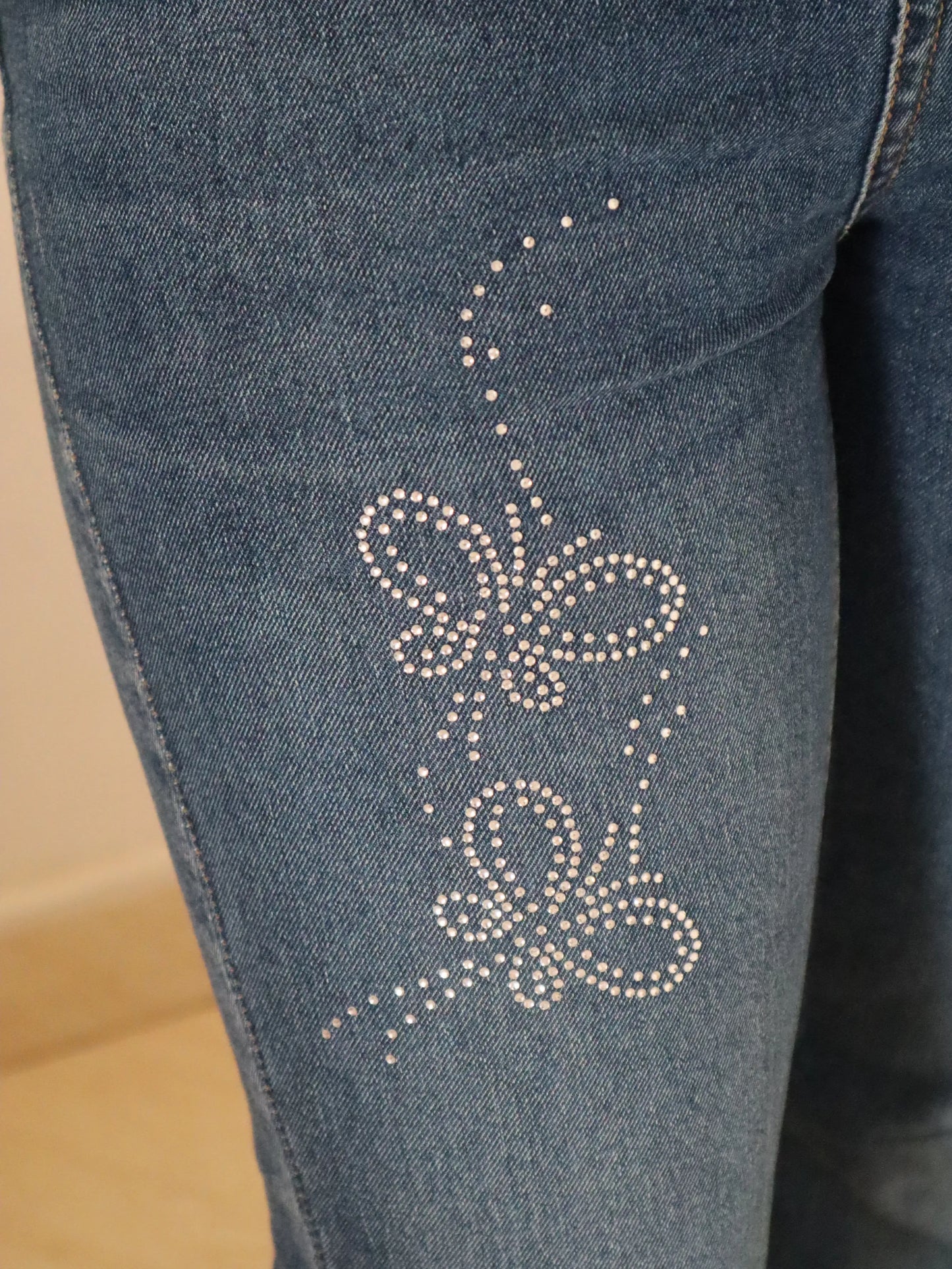 Butterfly Breeze | Iron-On Embellishment