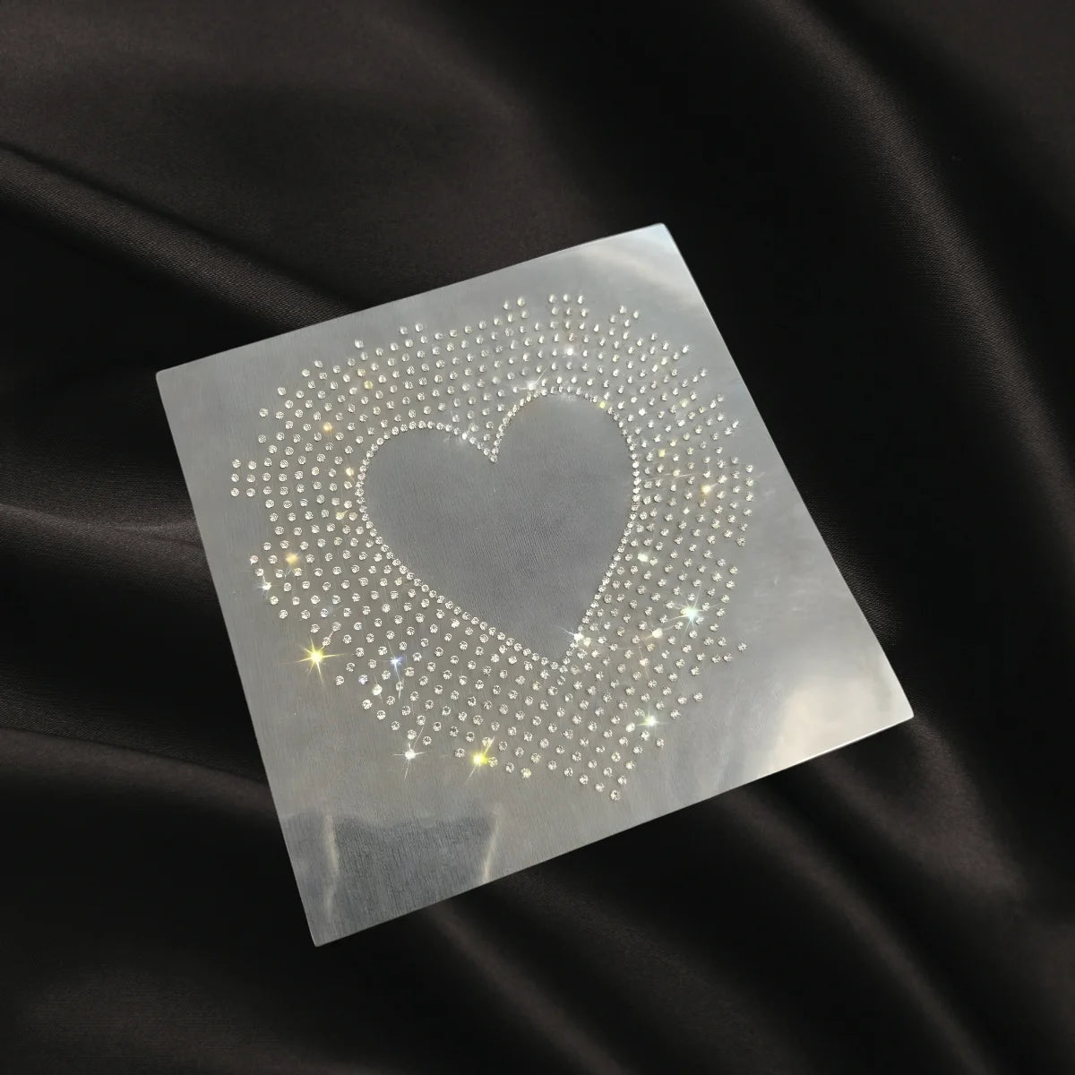 Heart Aura | Iron-On Embellishment