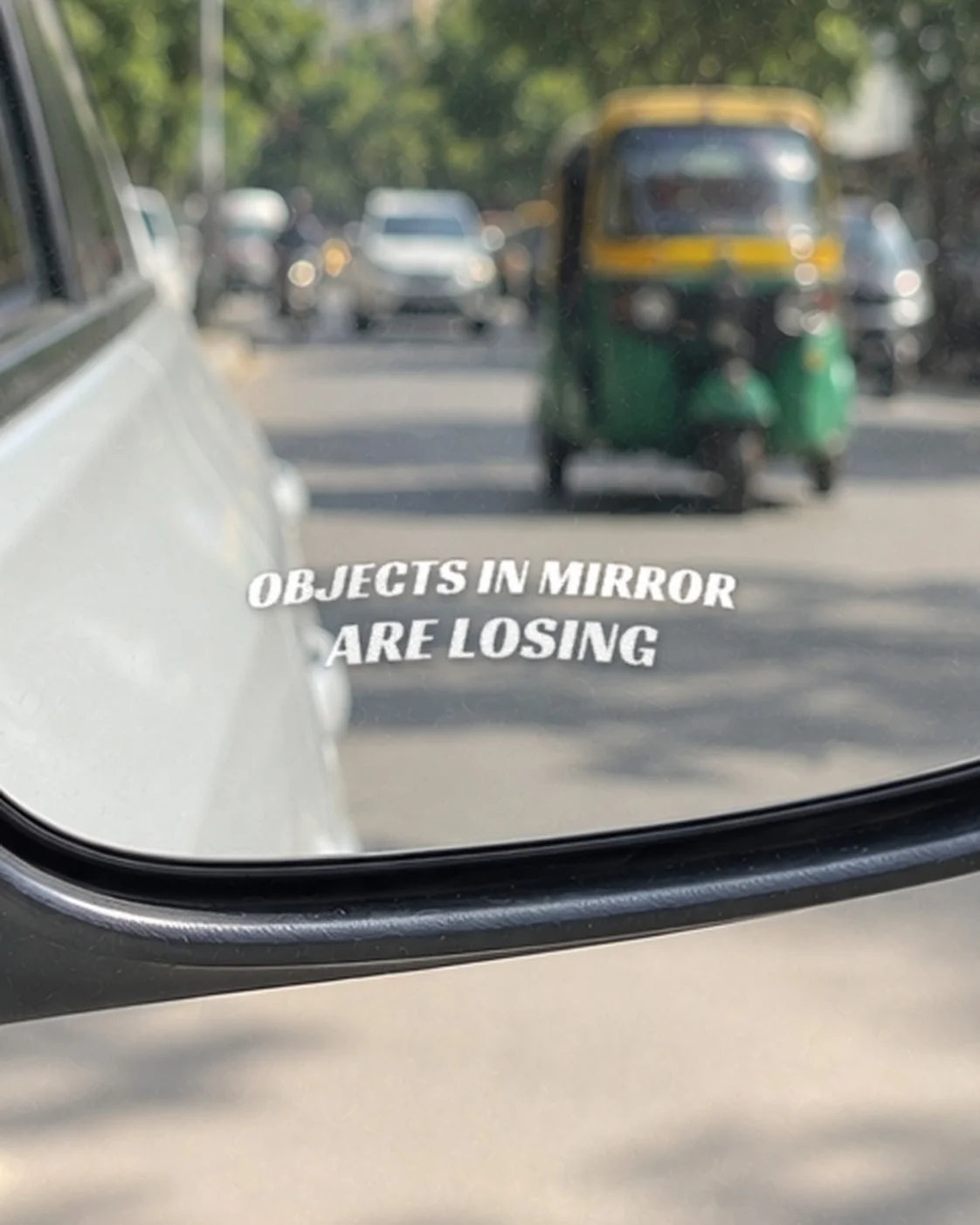 Mirror Losing car patch in white on a car