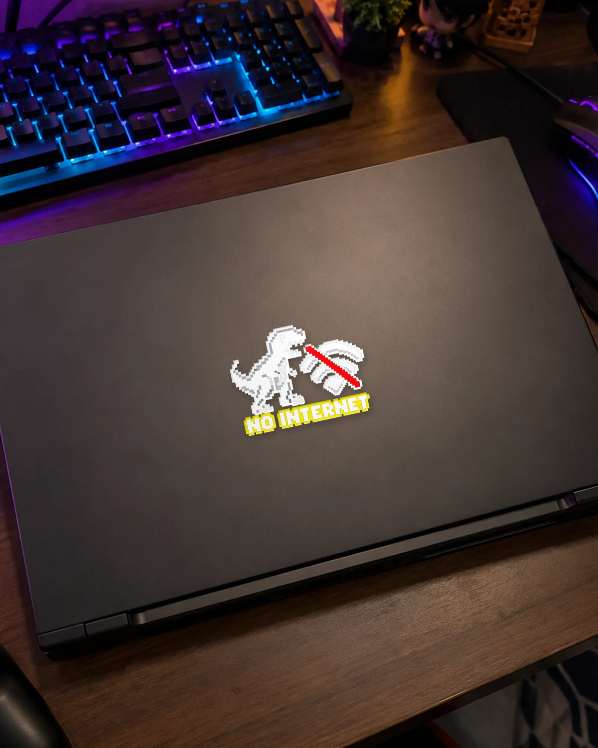 No Internet gamer patch in white ink on a gaming laptop